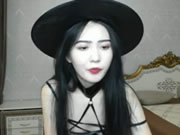 Danse et masturbation d'une fille coréenne